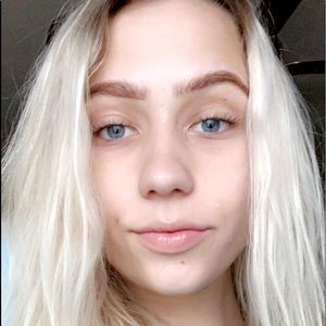 Meet your Posher, Baylee